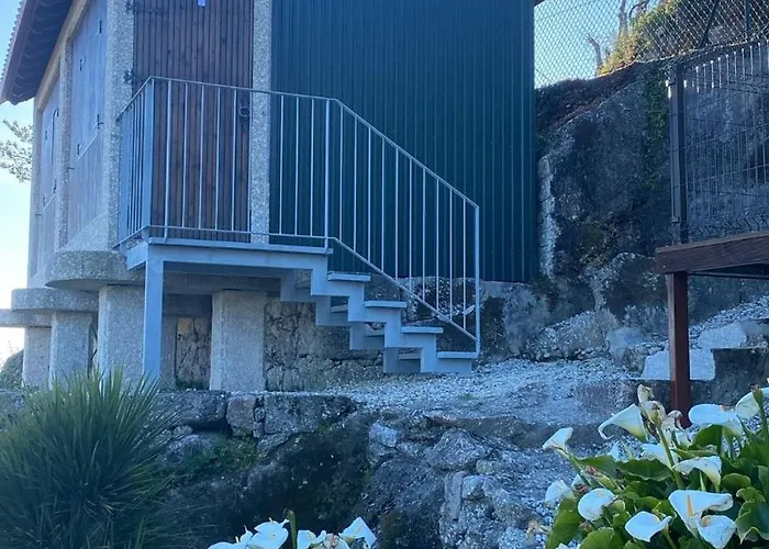 Canastro Do Loureiro Anisso