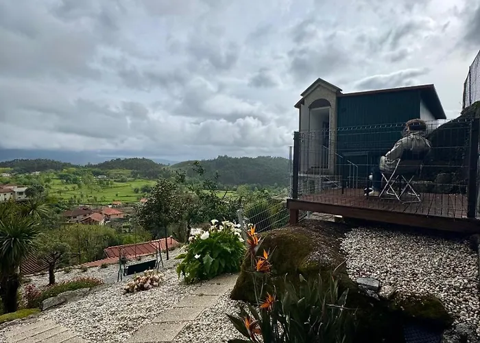 Canastro Do Loureiro *