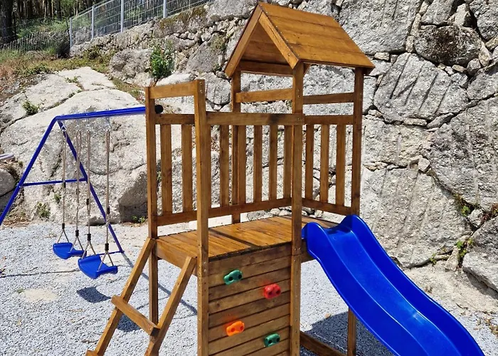 Canastro Do Loureiro Daire Anisso